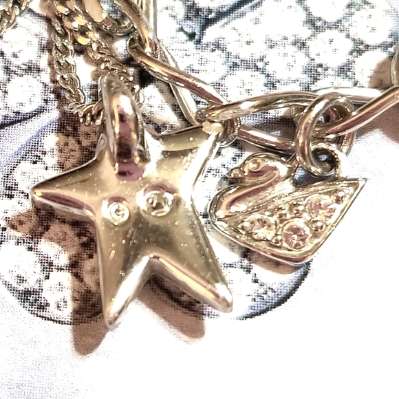 Swarovski signed Star Crystal Pendant Necklace - Picture 5 of 6